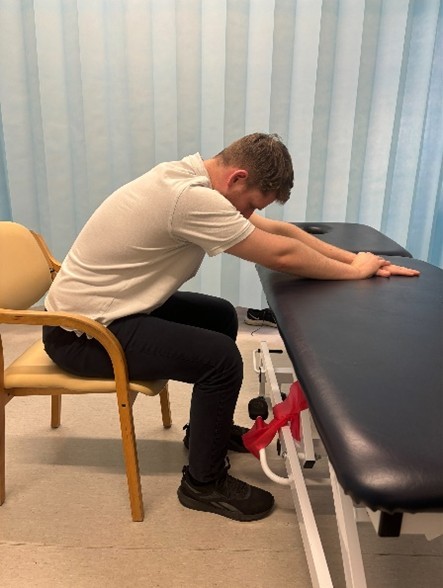 GEH-5032-2-2025 Image 3 Seated Flexion and Extension